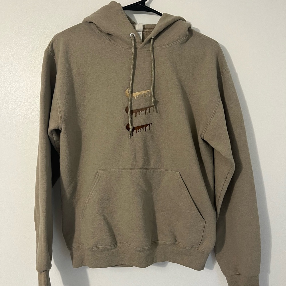 Tan embroidered NIKE hoodie
